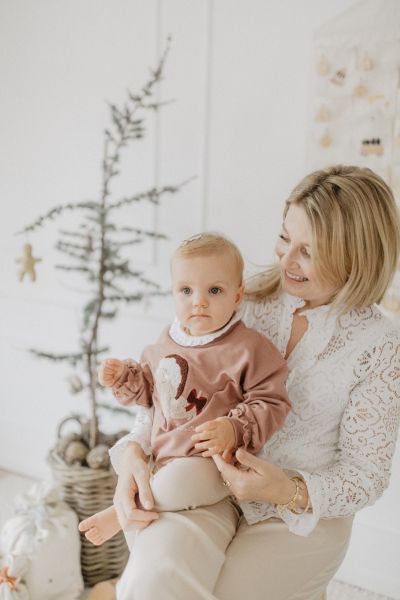 Oversized Sweatshirt Dackel "Christmas hat & bow" light burgundy